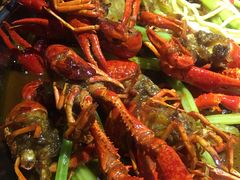 金牌黄焖龙虾去头-红盔甲·小龙虾(天钥桥店)