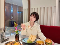 -阿妮叶李(光谷世界城店)