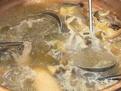 -阿山卓·野生菌火锅·纳西火塘烤肉