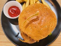 -HELLO 27 意面·沙拉·帕尼尼