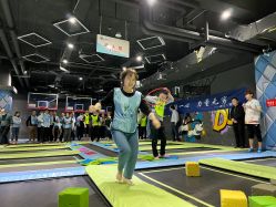 点击看大图 -反弹蹦床公园·亲子乐园·团建·派对(青岛融创茂店)