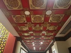 -梅龙镇酒家(南京西路总店)