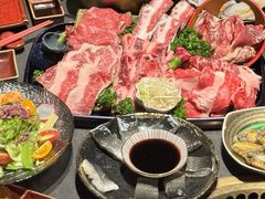 -铭牛烧肉·和牛海鲜自助(高新月牙湖店)
