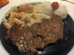 -豪客来牛排(中央花苑店)