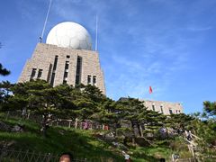 -黄山光明顶山庄