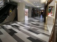 -百联临沂购物中心(临沂路店)