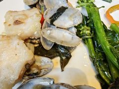 -大中华希尔顿酒店-念自助餐·嗨啤·小龙虾