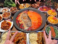 -萍姐火锅·公路夜市(武汉首店)