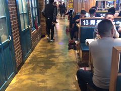 大堂-河坝烧烤串城(金达莱店)