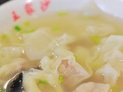 虾肉小馄饨-王家沙点心店(南京西路总店)