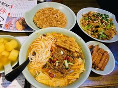 -粉家柳州螺蛳粉(杨宅路店)