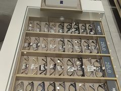-博士眼镜(罗湖喜荟城店)