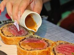 -弦月窗LUNETTE BY AMANDA(复兴路店)