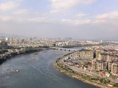 -叠彩山景区