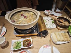 -邹开喜·炭炉鸡煲·海鲜火锅(虹口足球场店)