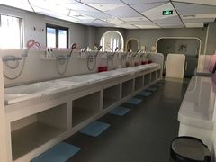 -龙格亲子游泳·水育早教运动中心(绿城店)