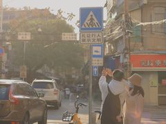 -溪岸路花鸟市场