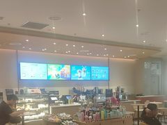 -星巴克臻选(莘庄仲盛店)