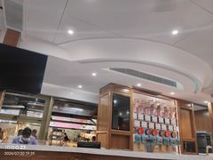 -鹏城人家海鲜酒家·23年老字号(较场尾店)