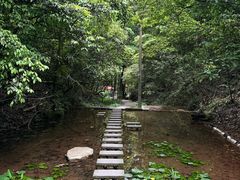 -贵阳猴耳天坑·极限酷玩公园