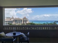 -海南清水湾莱佛士酒店