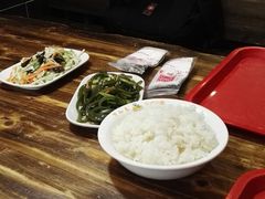 -万和春排骨砂锅米饭(湖北路店)
