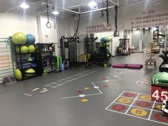 -APT运动康复中心(徐汇万科店)