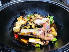 -缘福乡村铁锅炖民宿(八达岭店)