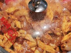 -黄记煌三汁焖锅(新佳丽江汉路店)