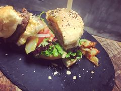 -HIGH FIVE哈福手工汉堡(桂林路店)