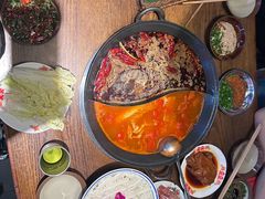 -萍姐火锅·公路夜市(武汉首店)