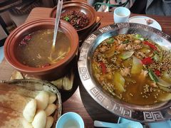 -有红鸡毛店·川菜(建设路店)