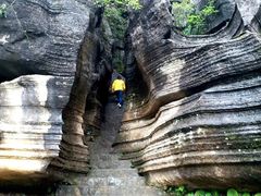 -梭布垭石林景区