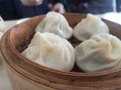 -老西白点心店