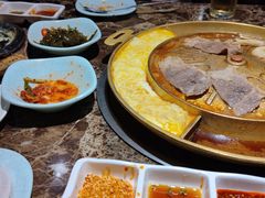 -猪啊牛呀羊啊铜盘烤肉(正大广场店)