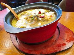 -周鱼小馆石锅酸菜鱼(活力汇店)