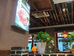 -辣莊重庆老火锅(威海高铁站韩乐坊店)
