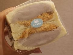 -沁屋面包店(人民东路店)