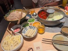 -巴奴毛肚火锅(七宝领展广场店)