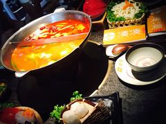 -湊湊火锅·茶憩(新中关购物中心店)