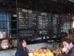 -麦田工坊(月湖店)