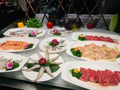 -四海一家自助餐(益田假日广场店)