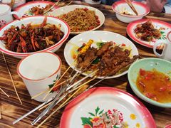 -冶建镜子·老南昌大排档·江西虾王(总店)