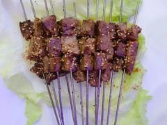 -清真磊磊烧烤老店(饮虎池街34号店)