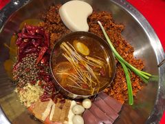 -谭鸭血老火锅(漳州路店)