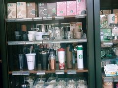 零售区-星巴克(南通如皋文峰大世界店)