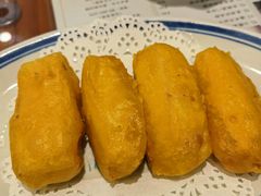 脆皮炸鲜奶-小龍鳳餐室(番禺路店)