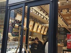 门面-罗森尼娜(德思勤店)