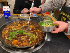 -鸿顺老铁锅美蛙鱼府(解放碑店)