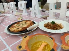 -Ours树朵家亲子餐厅(远策中心店)